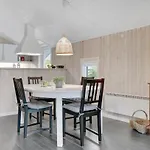 3 Bedroom Lovely In