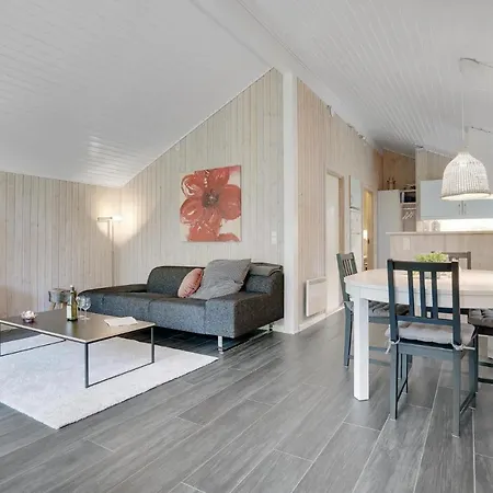 3 Bedroom Lovely In *