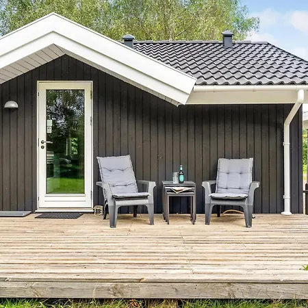 Дом отдыха 3 Bedroom Lovely In